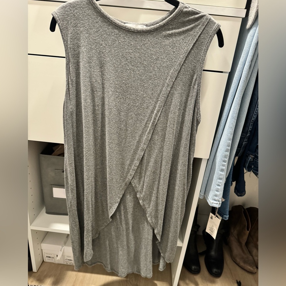 Chic grey peek-a-boo tank top